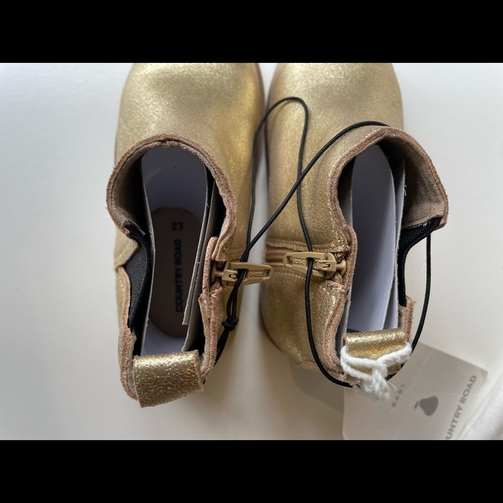 Brand New Country Road Baby Girl Gold Leather Gusset Boots - Size EU23 / AU 6 - Picture 6 of 10